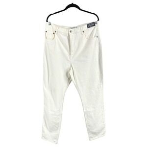 Abercrombie Curve Love Slim Straight Jeans White 33 Ultra High Rise NWT Stretch